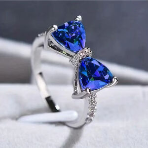 Sapphire Blue Bow Ring with Cubic Zirconia Accents Size 9 NWT